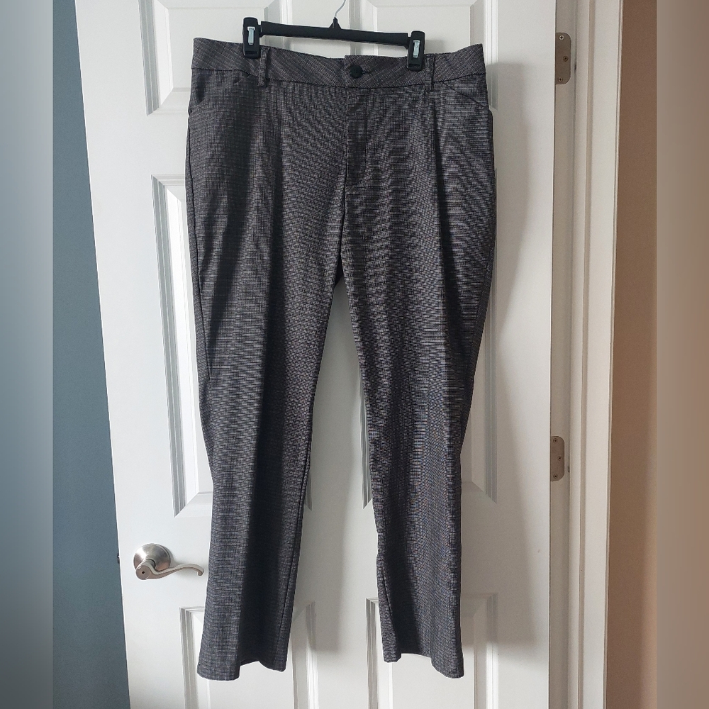 Women's Lee Wrinkle Free Relaxed Fit Straight Leg Pants